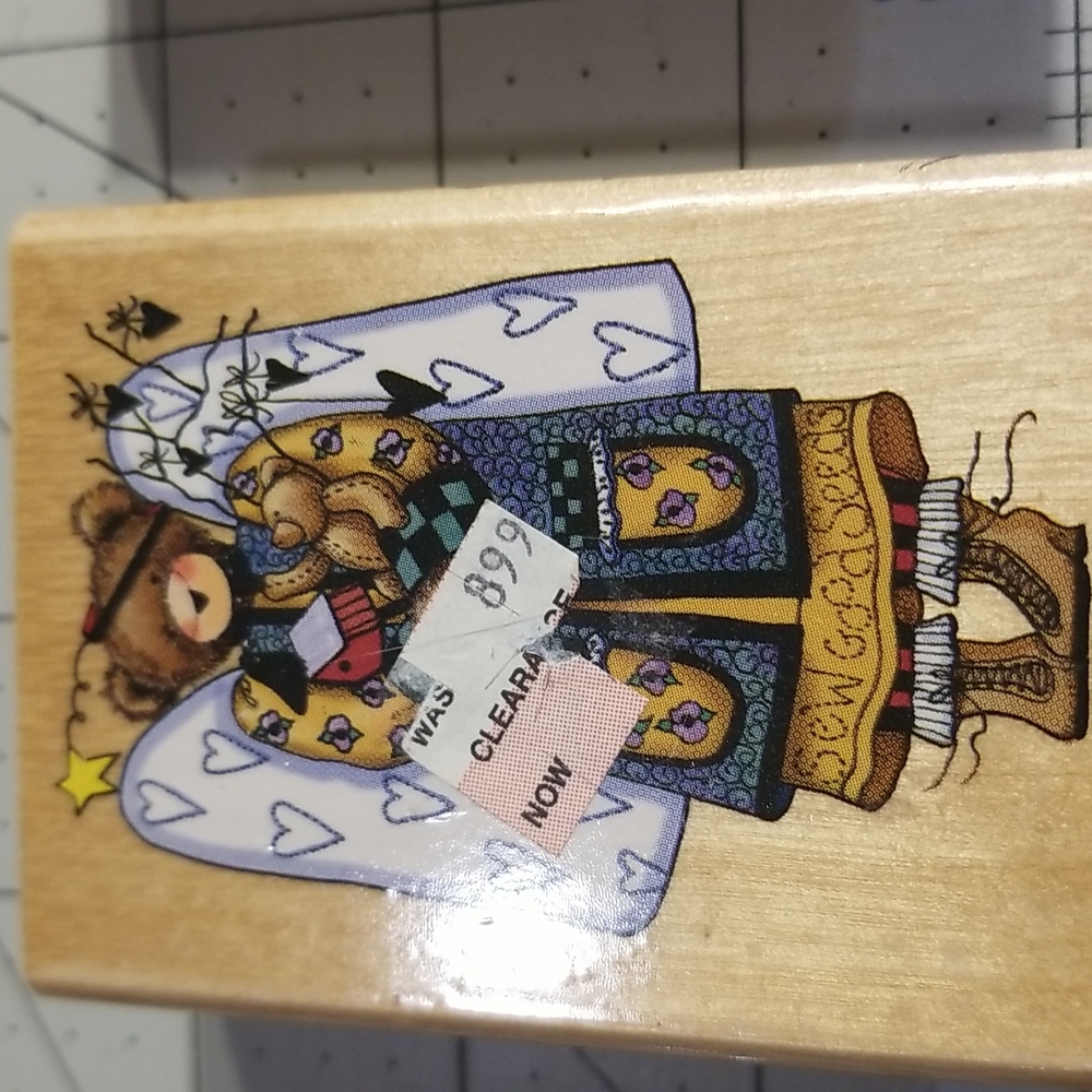 Alma Lynne rubber stamps. Boy scarecrow,  girl scarecrow and angel bear. - Picture 2 of 7